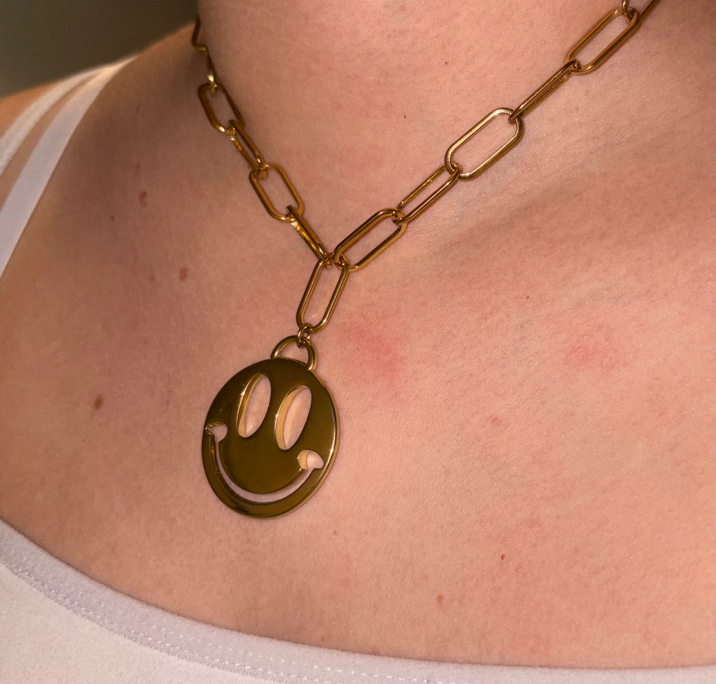 Happy days necklace